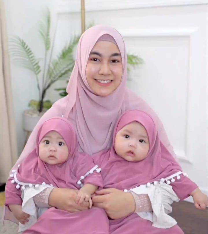 potret Almashira Atqiya Shanum dan Alshamira Afiza Shanum (instagram.com/anisarahma_12)