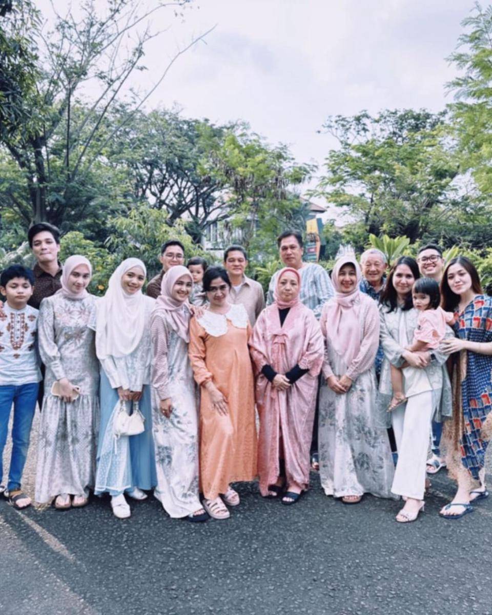 potret keluarga Cut Syifa (instagram.com/cutsyifaa)