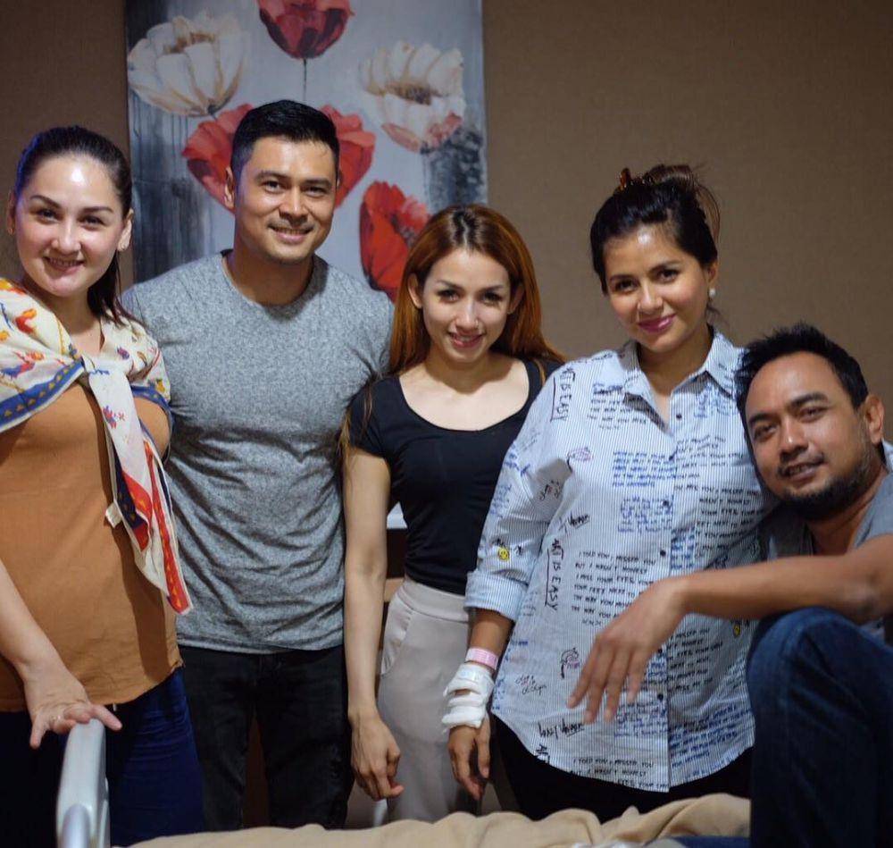 Iqbal Pakula dan artis (Instagram.com/iqbalpakula21)