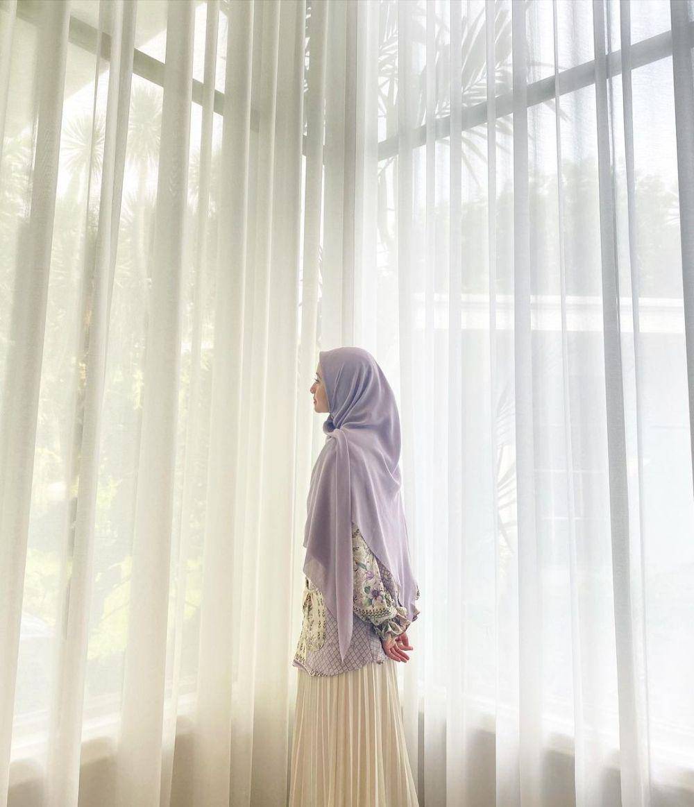 padu padan outfit pattern ala Laudya Cynthia Bella (instagram.com/laudyacynthiabella)