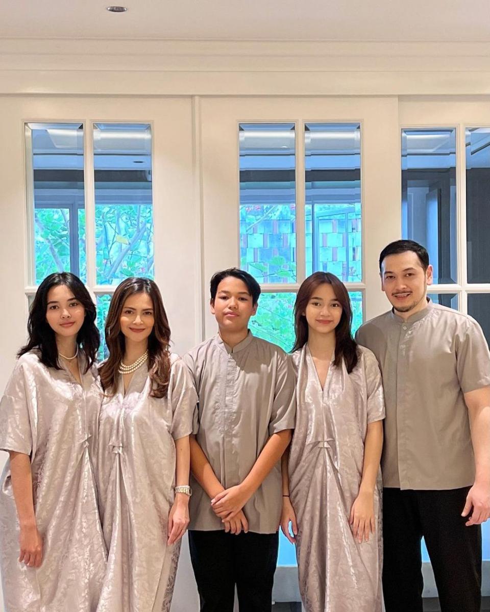 potret keluarga Cut Tary (instagram.com/cuttaryofficial)