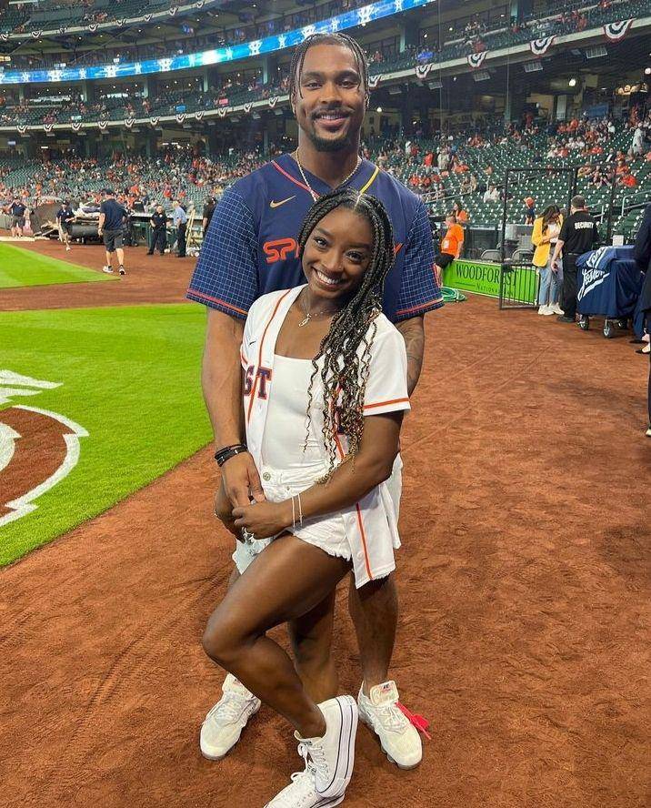 potret Jonathan Owens dan Simone Biles (instagram.com/jowens)