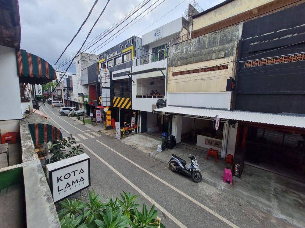 Kawasan Kota Lama saat siang hari.