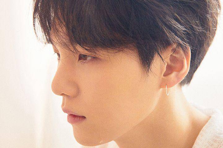 teaser album LOVE YOURSELF 轉 TEAR (ibighit.com)