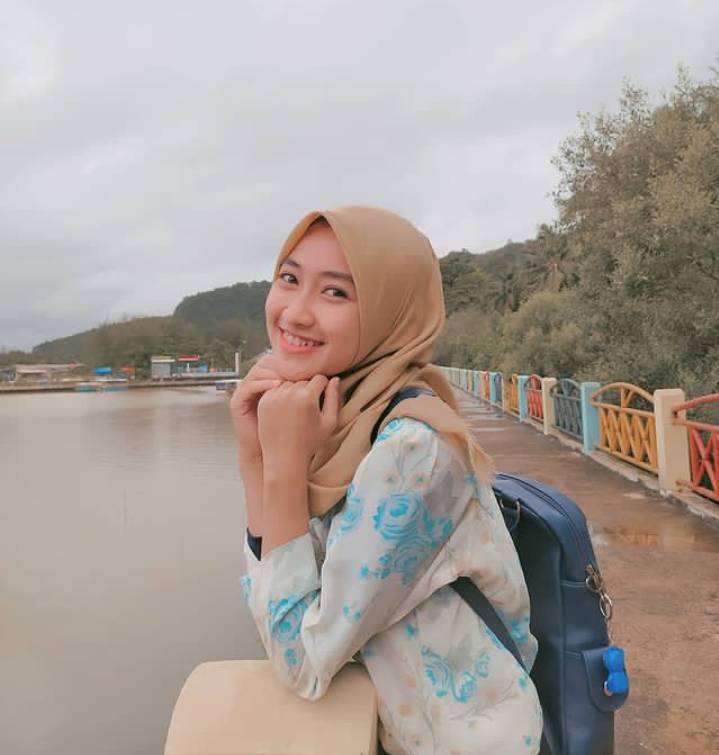 potret pengunjung di Pantai Logending (instagram.com/alfina7368)