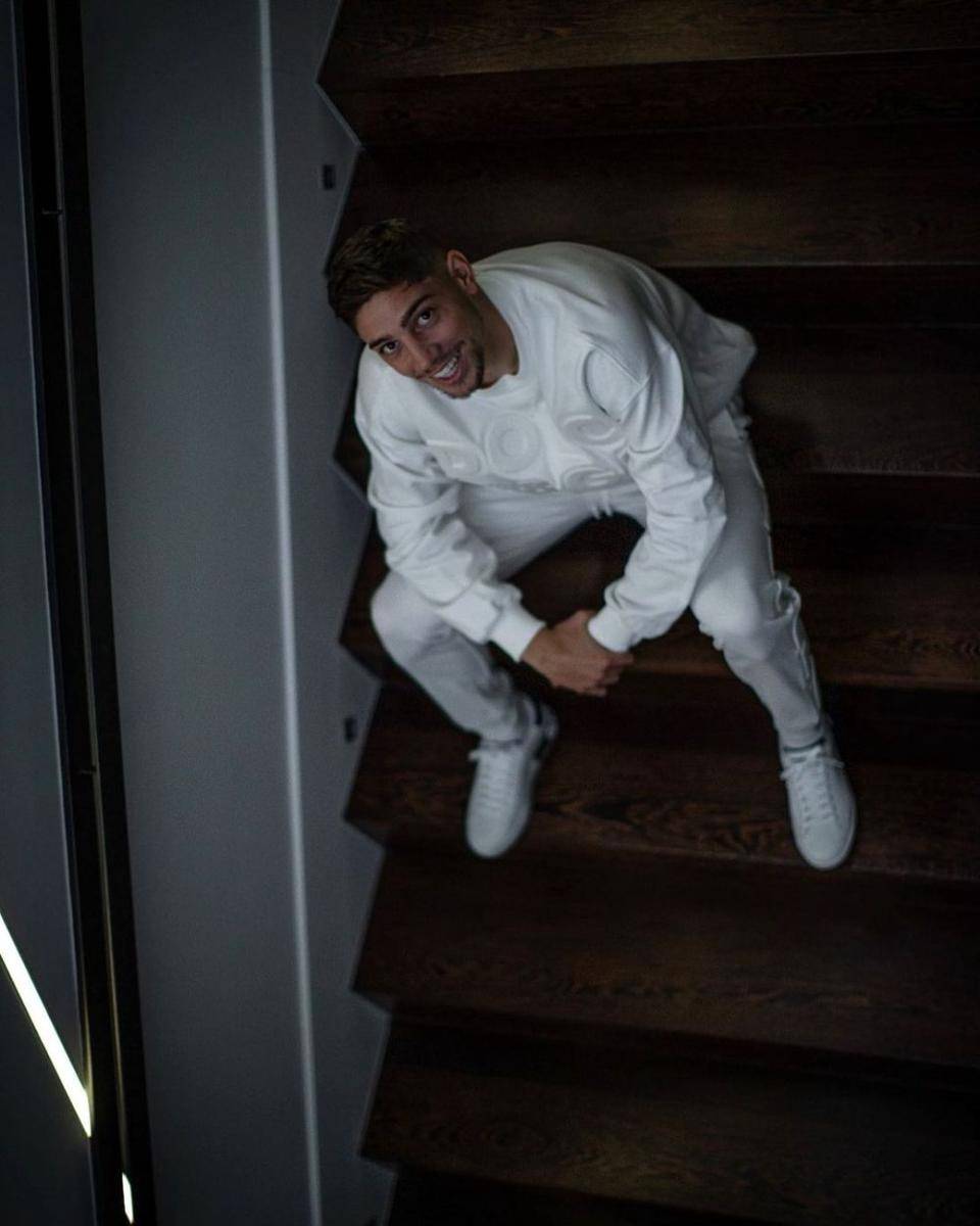Gaya busana Fede Valverde (instagram.com/fedevalverde)
