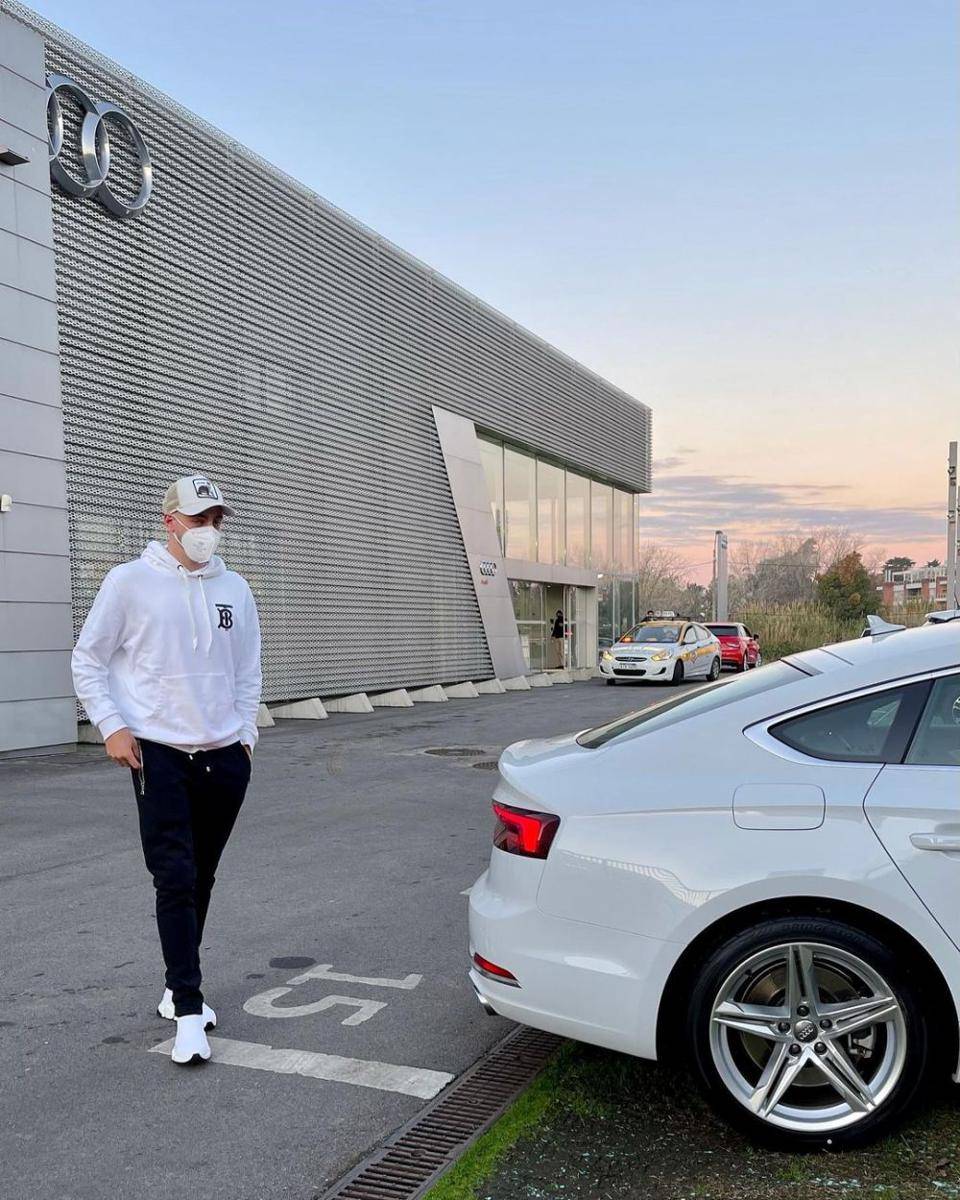 Gaya busana Fede Valverde (instagram.com/fedevalverde)