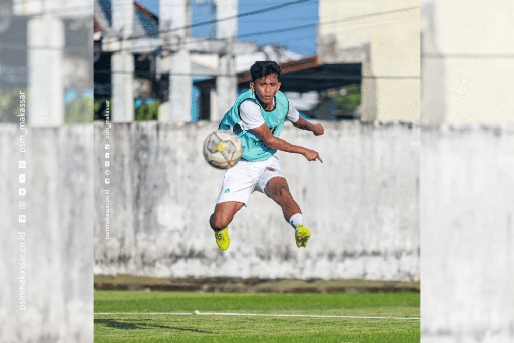 Penyerang PSM Makassar, Ricky Pratama, dalam salah satu sesi latihan. (Instagram.com/psm_makassar)