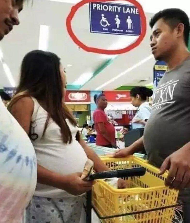 potret kocak kalau di-zoom (instagram.com/ngumpulreceh)