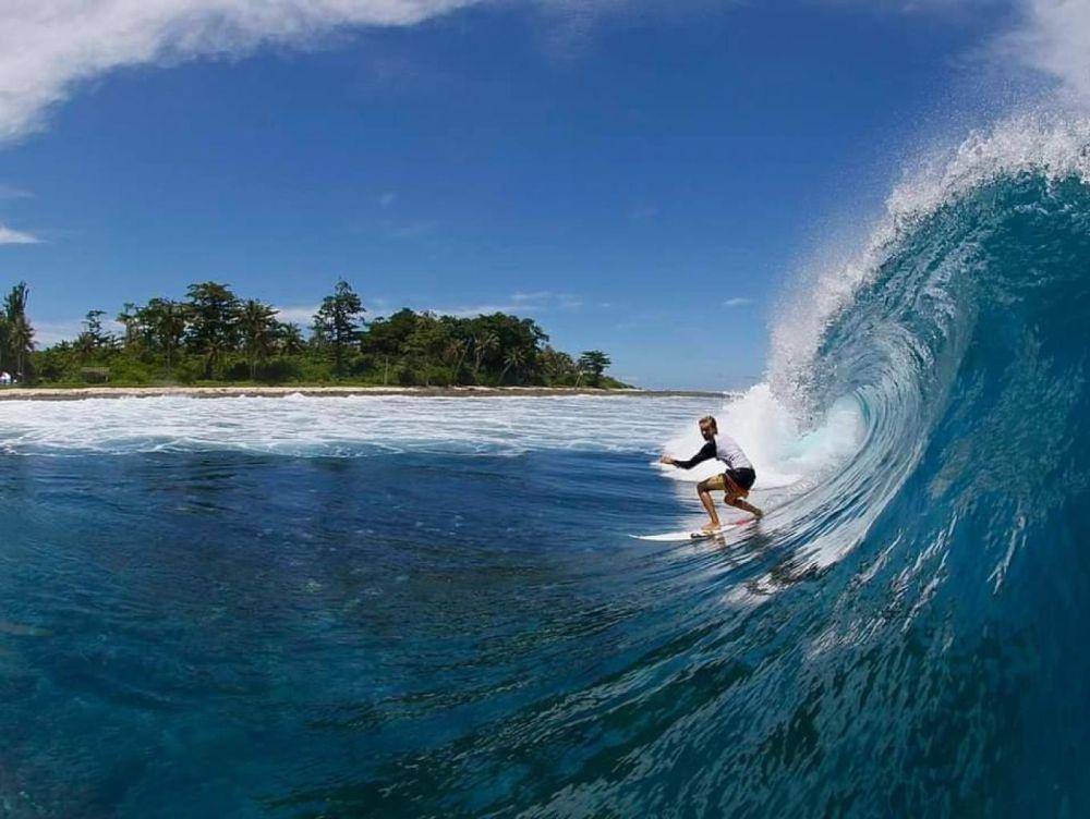 Potret Pantai Silabu di Mentawai (jadesta.kemenparekraf.go.id)