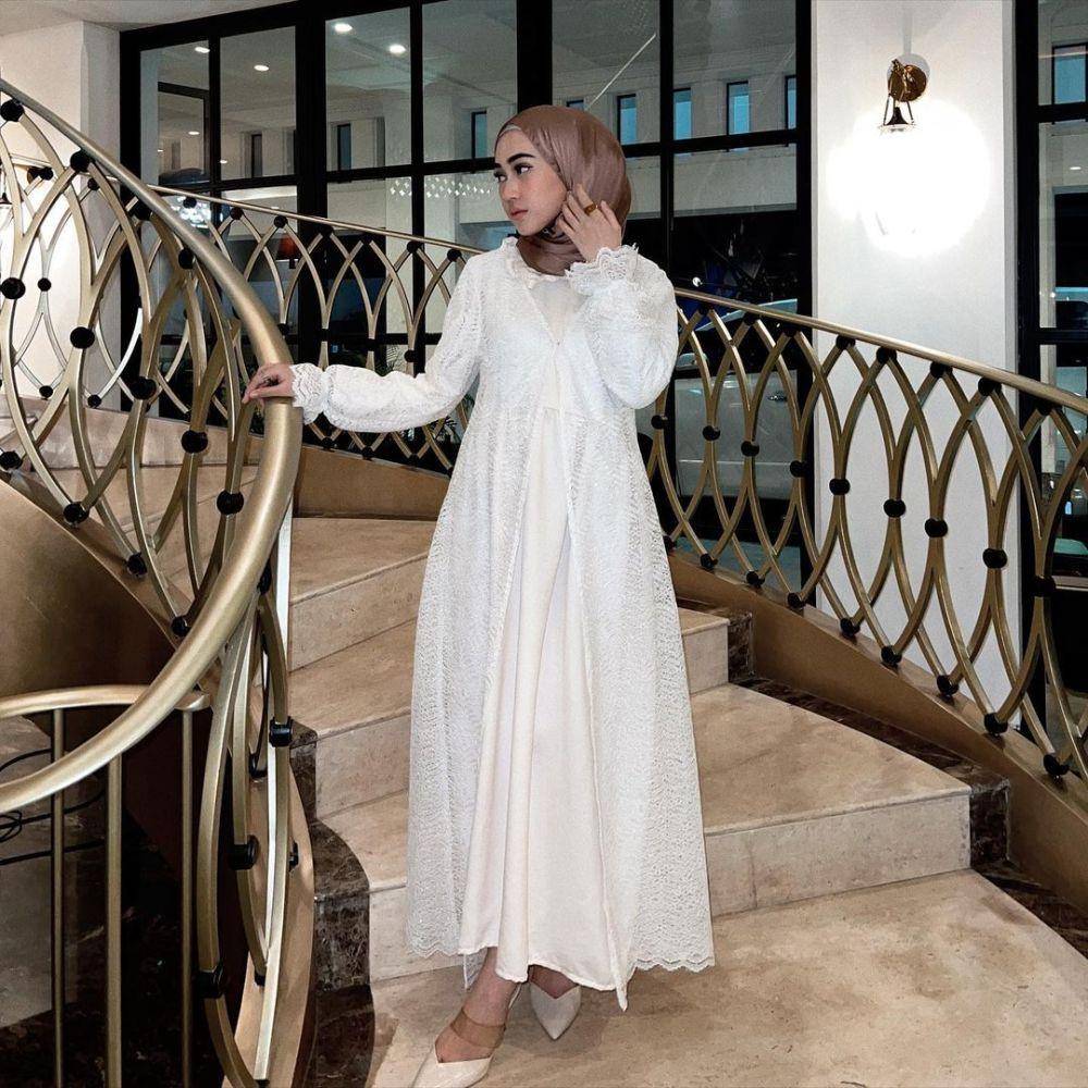 OOTD brokat. (instagram.com/sin.sr)