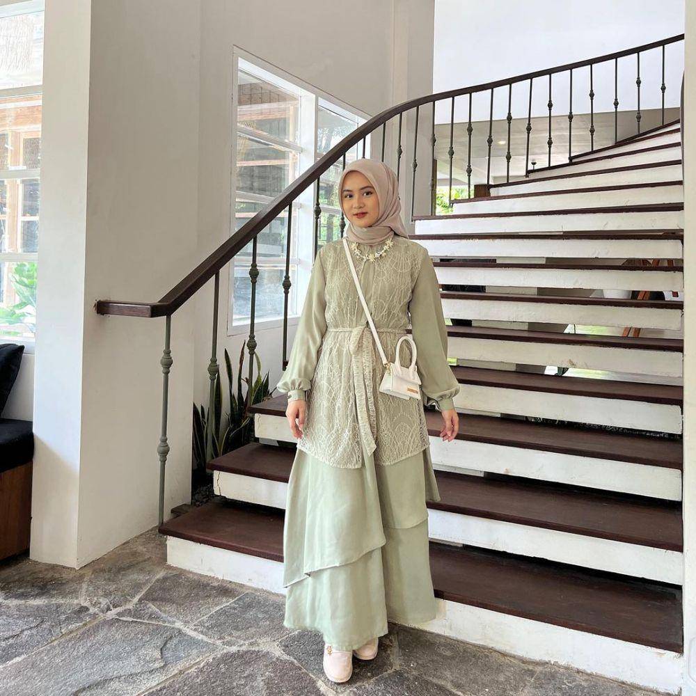 OOTD brokat. (instagram.com/alifhiafitri)