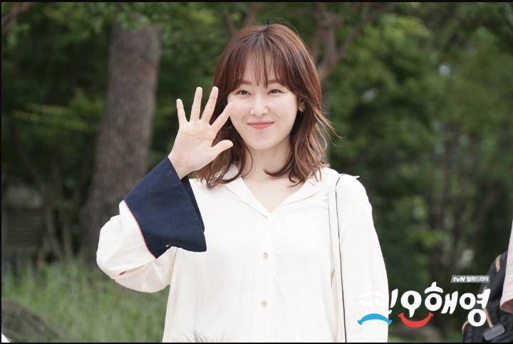 Seo Hyun Jin  di Another Miss Oh (tvn.cjenm.com)