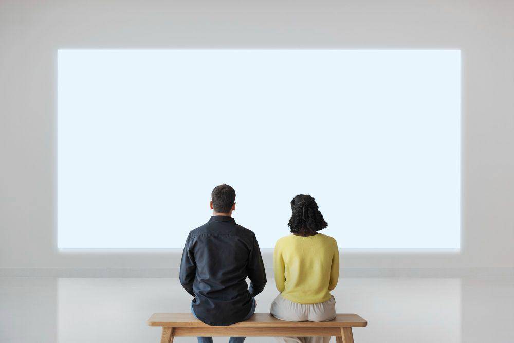 ilustrasi ngedate di museum (freepik.com/rawpixel.com)