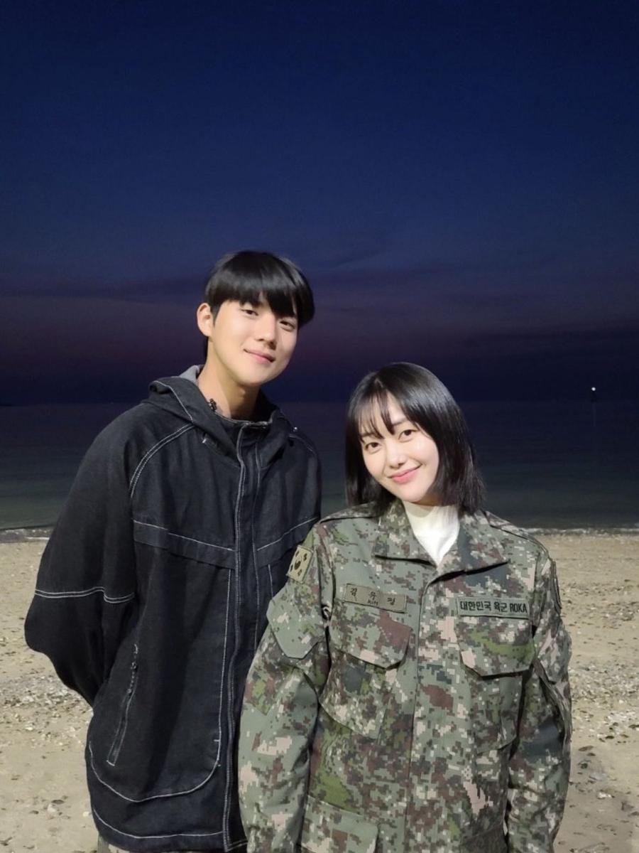 Moon Sang Min dan Yeo Joo Ha di balik layar Duty After School Part 2 (instagram.com/yeo_jooha)