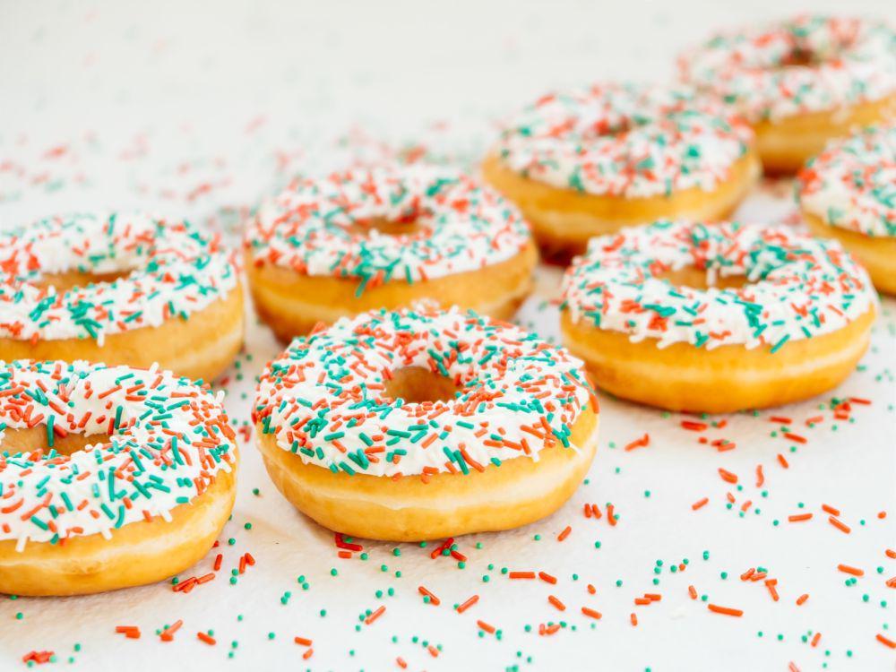 5 Tips Membuat Donat Tanpa Mikser, Tetap Empuk dan Lembut