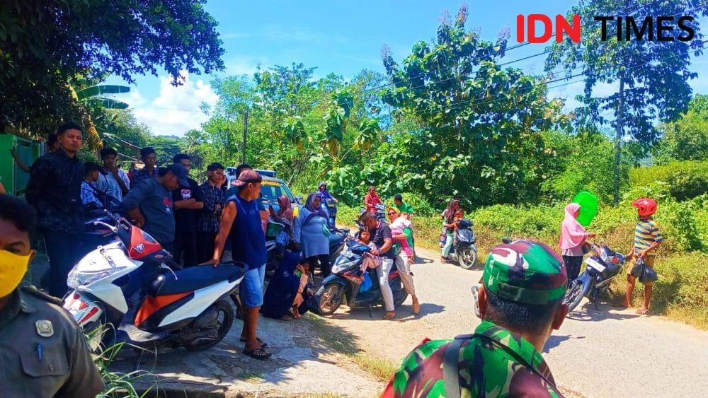 Foto saat aksi blokade jalan berlangsung (Dok/Polres Bima)