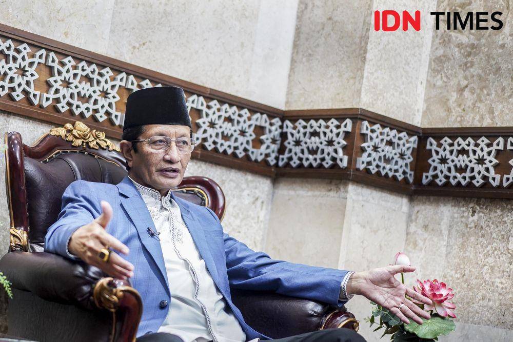 Prof. Dr. KH. Nasaruddin Umar, MA,  Imam Besar Masjid Istiqlal, Jakarta saat sesi wawancara khusus dengan Redaksi IDN Times (19/4/2023). (IDN Times/Herka Yanis)