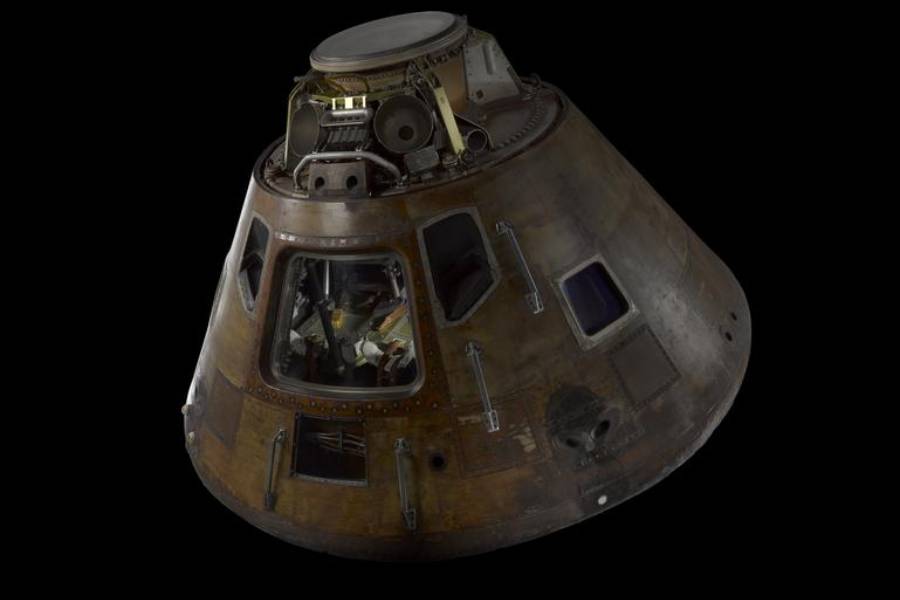 pesawat luar angkasa Apollo 10 Capsule (collection.sciencemuseumgroup.org.uk)