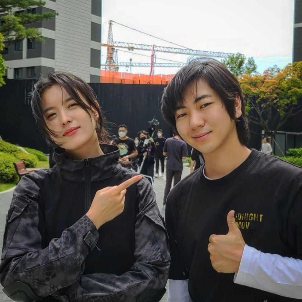 di balik layar drama Happiness (instagram.com/kakatora)