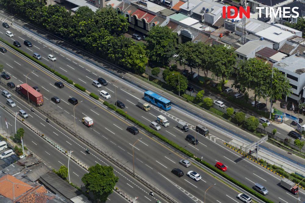 ilustrasi Jalan Tol Merak - Jakarta. (IDN Times/Herka Yanis)