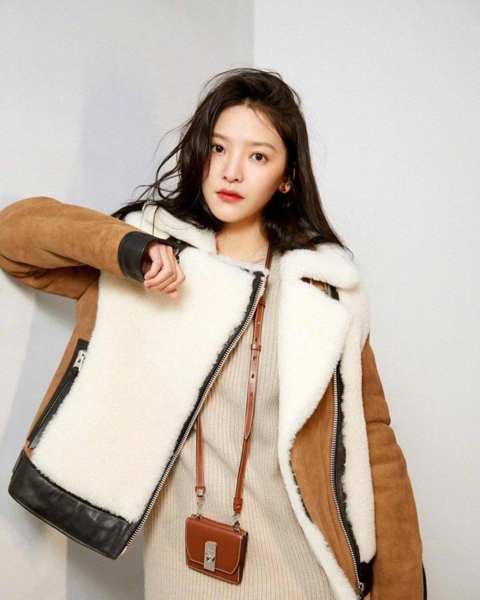 Zhang Ruo Nan (instagram.com/zhangruonan.official)
