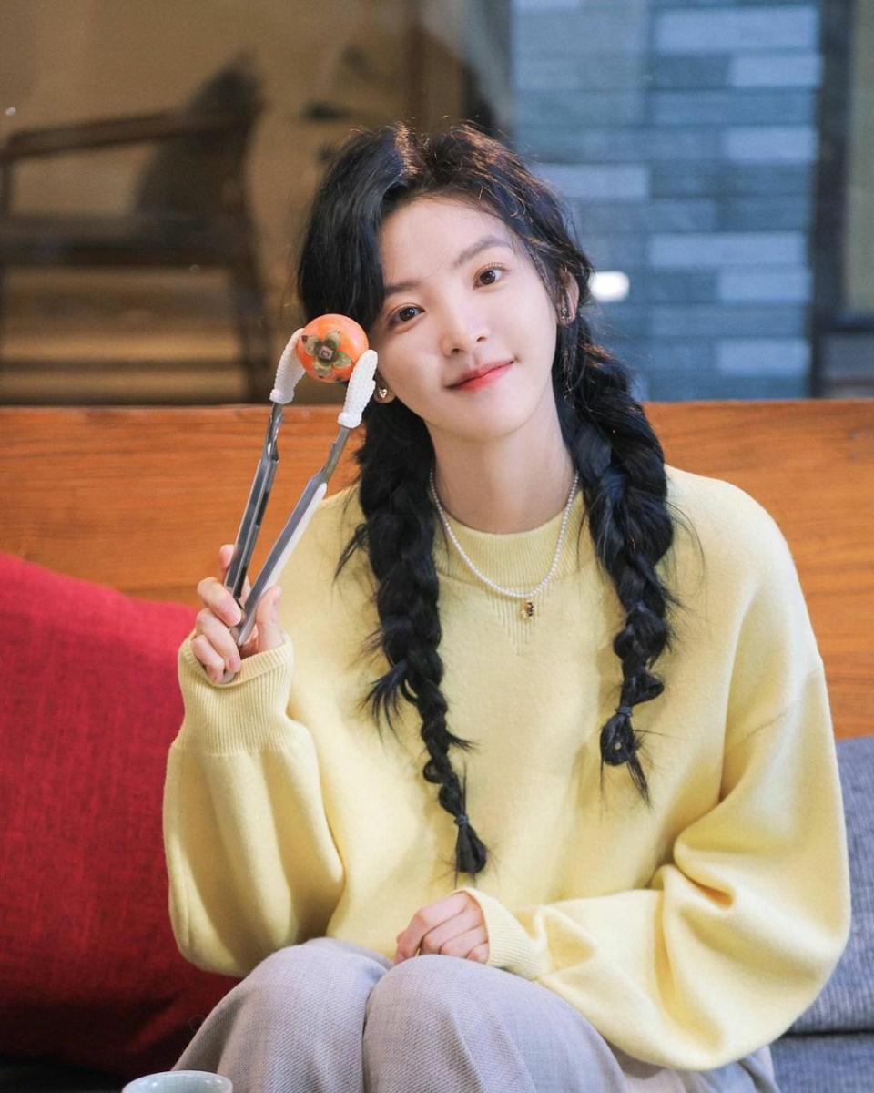 Zhang Ruo Nan (instagram.com/zhangruonan.official)