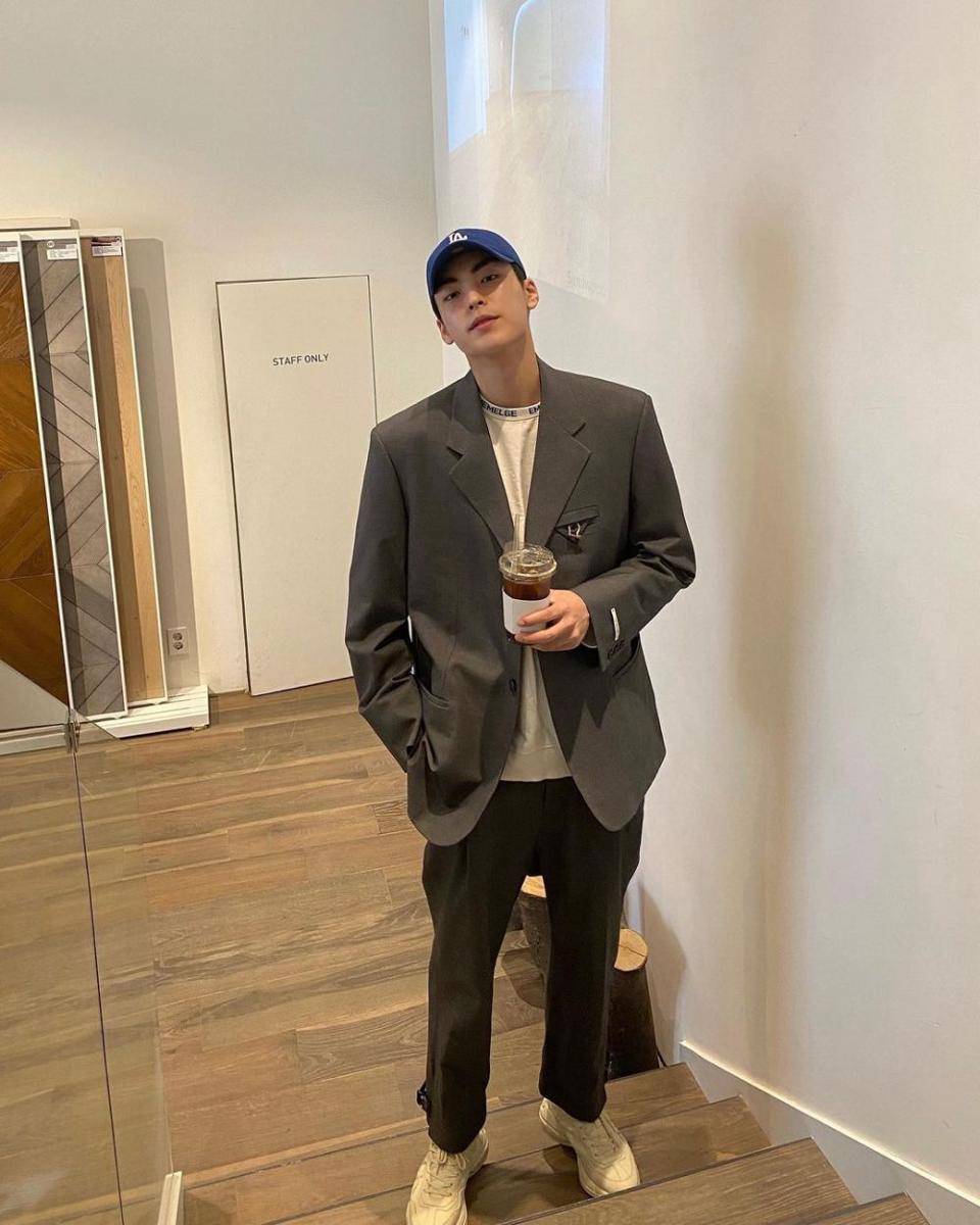 Kim Su Gyeom (instagram.com/su_gyeom_)