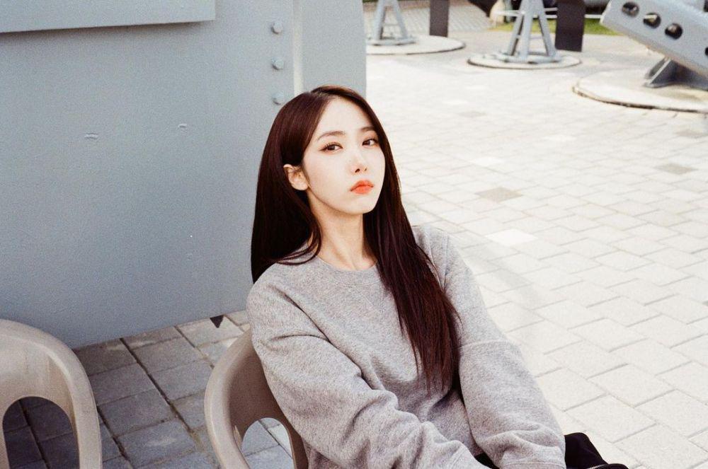 5 Kabar SinB VIVIZ usai Kepergian Moonbin ASTRO, Fans Khawatir