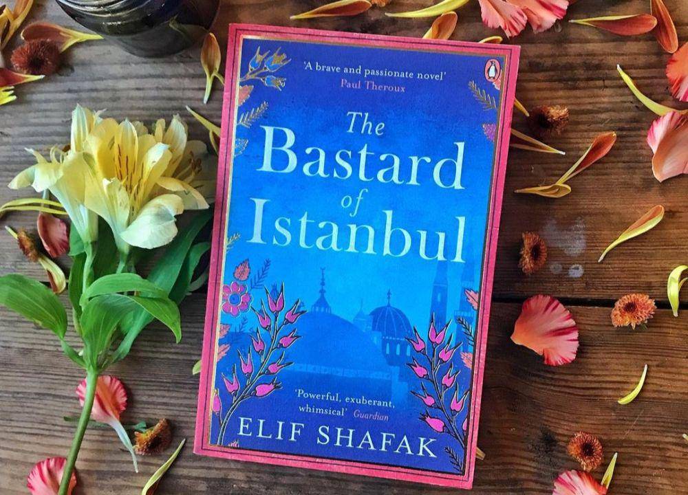 Novel Bastard of Istanbul (instagram.com/books_andprobablysome_wine)