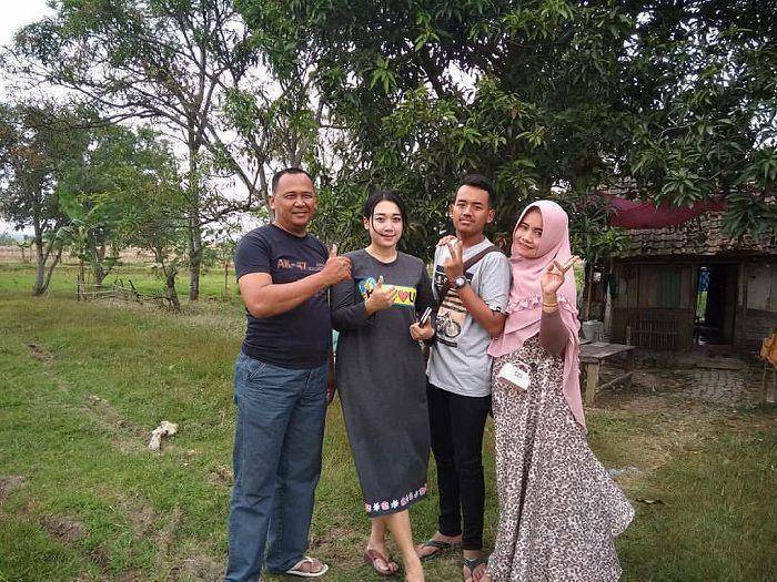 Orang tua Puput Nastiti Devi (Instagram.com/puputnastitidevi)