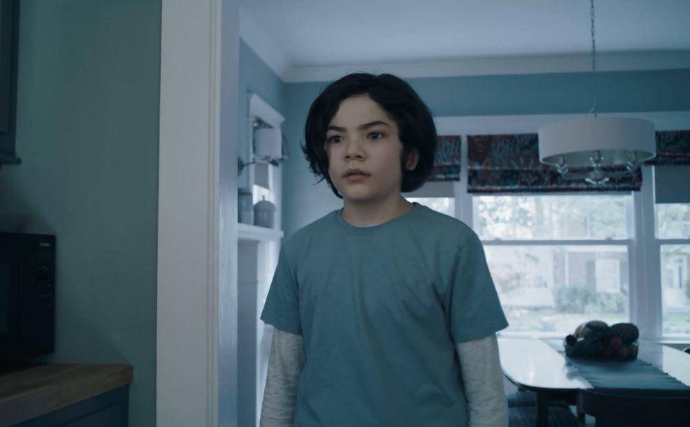 Ian Loh sebagai Barry Allen kecil di The Flash (dok. YouTube/DC)