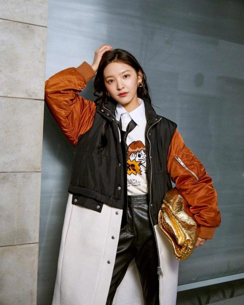 Zhang Ruo Nan (instagram.com/zhangruonan.official)