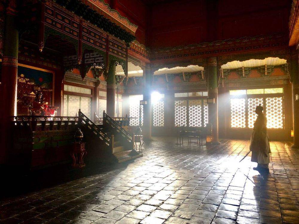 still cut Kingdom (instagram.com/hyello._.o)