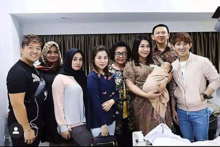 Orang tua Puput Nastiti Devi (Instagram.com/puputnastitidevi)