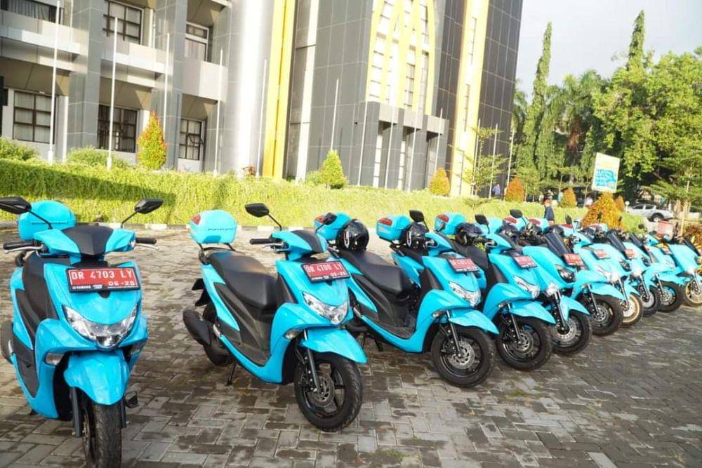 Ilustrasi ratusan kendaraan dinas Pemkab Lotim (Facebook / Humas Protokol Lotim)