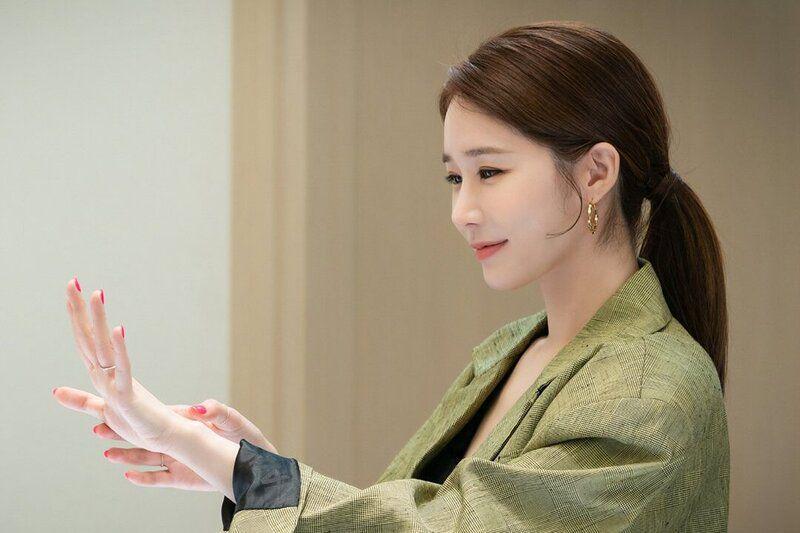 cuplikan drama Bora! Deborah (twitter.com/channel_ENA)