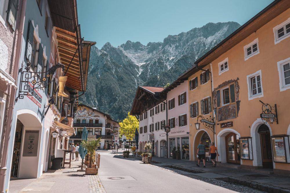 Potret Mittenwald di Jerman (unsplash.com/joshuakettle)