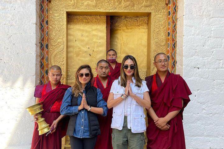 10 Potret Liburan Antimainstream Luna Maya di Bhutan, Peaceful Banget