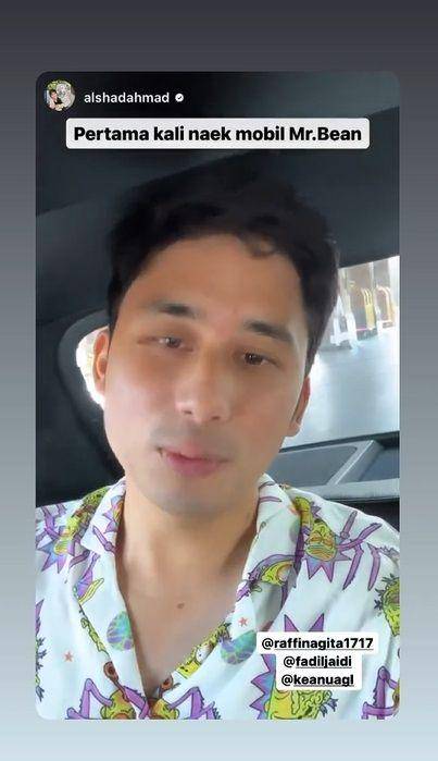 potret Raffi Ahmad, Alshad, Fadil Jaidi, dan Keanu Agl keliling Bali naik Mini Cooper Mr. Bean (instagram.com/raffinagita1717)