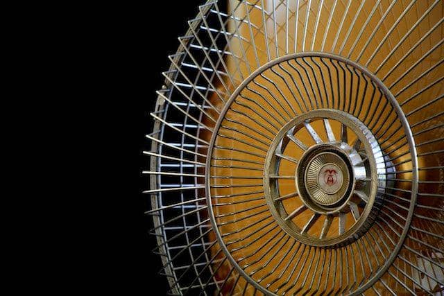 Suhu Jateng Tembus 34 Derajat, Ini Trik Atur Arah Kipas Angin biar Kamar Sejuk Pas Malam