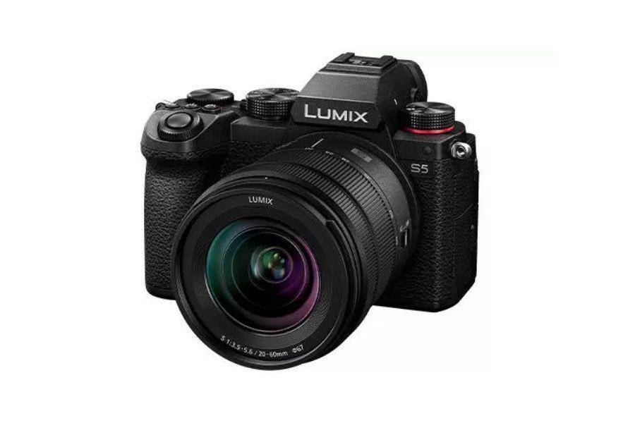 Panasonic Lumix S5 (dok. Panasonic)