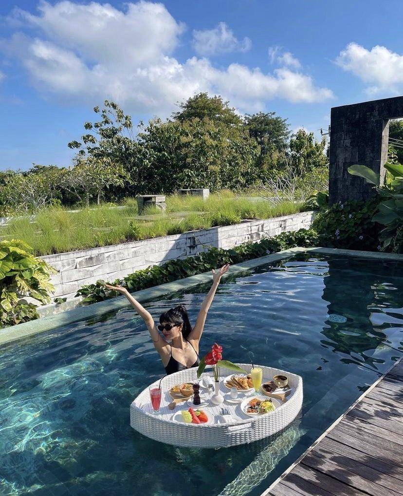 potret Nana liburan di Bali (instagram.com/jin_a_nana)