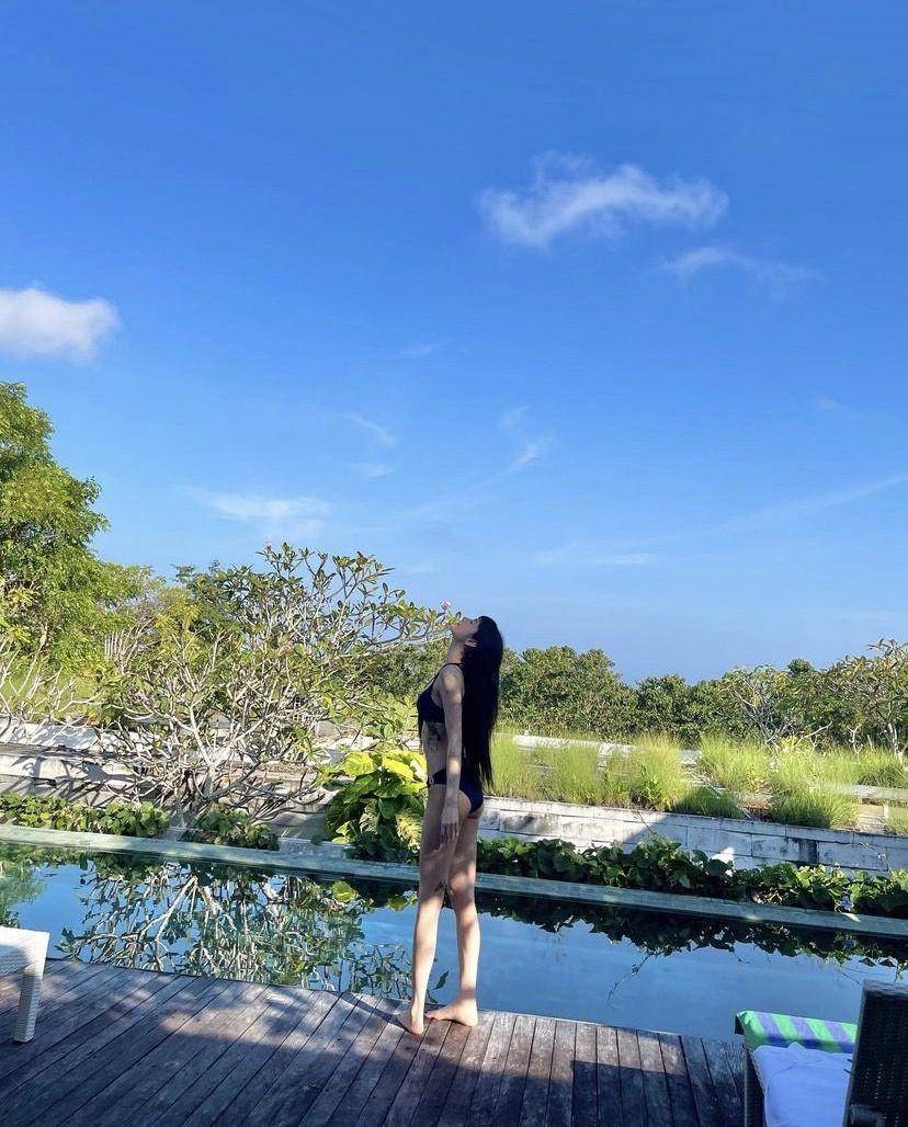 potret Nana liburan di Bali (instagram.com/jin_a_nana)