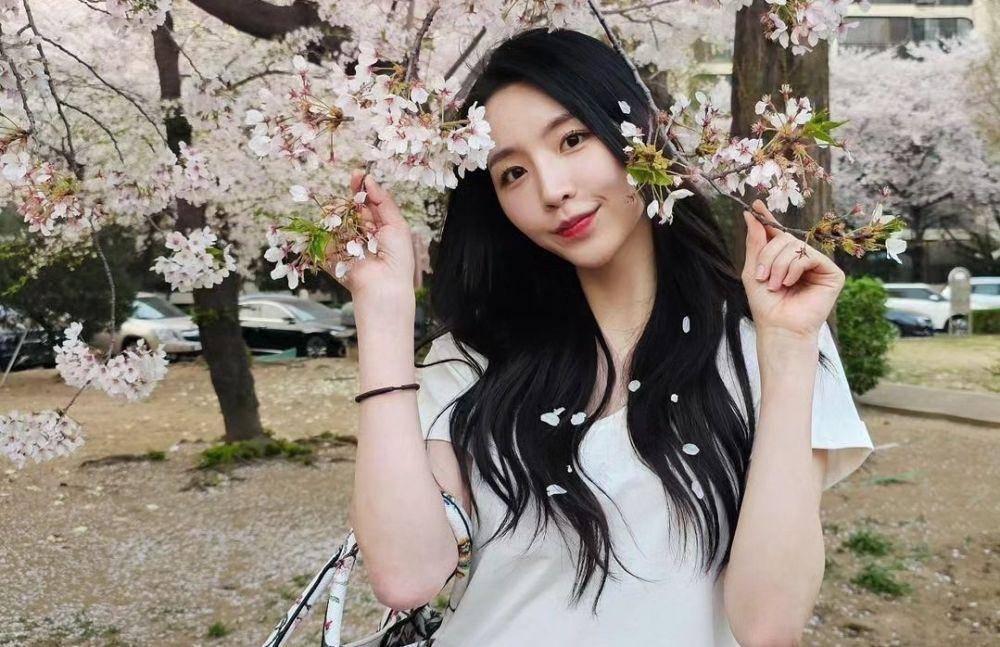 Sung Hae Eun Transit Love 2 (instagram.com/__haeppy)