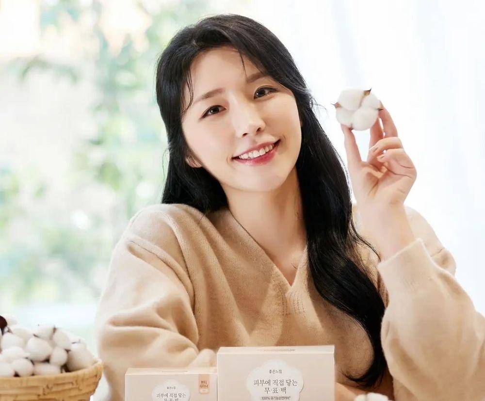 Sung Hae Eun Transit Love 2 (instagram.com/__haeppy)