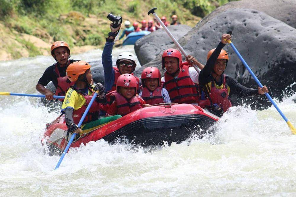 Arung Jeram Sungai Ciberang, Banten (instagram.com/mtf_bintaro)