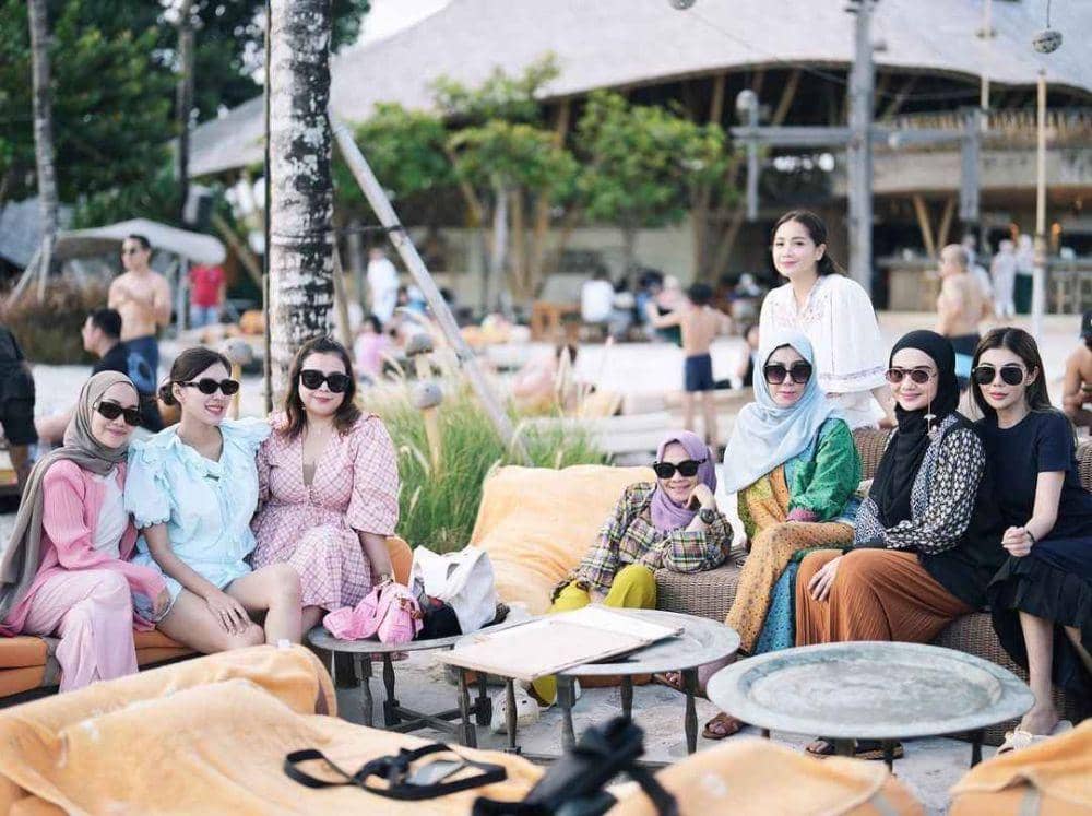 Perempuan di keluarga Raffi Ahmad (instagram.com/syahnazs)