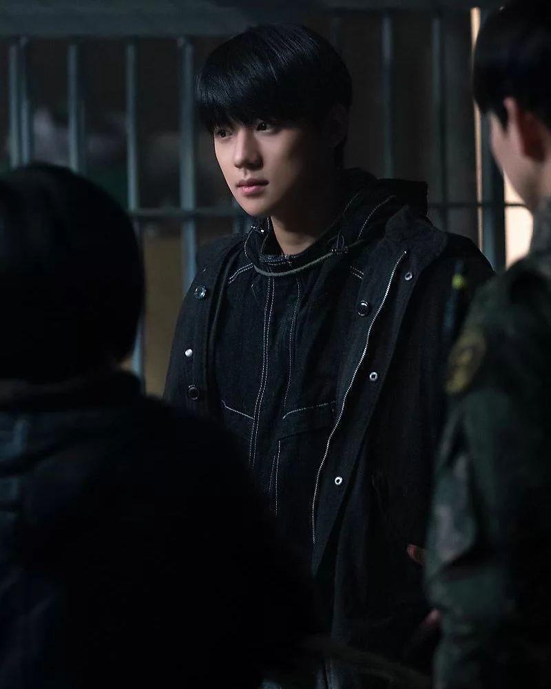 Moon Sang Min di Duty After School (post.naver.com/awesome_ent_official)