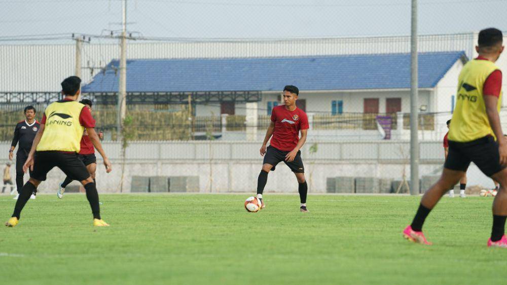 Potret latihan Timnas Indonesia U-22 di The Dream Visakha Training Camp, Phnom Penh, Kamboja. (dok. PSSI)